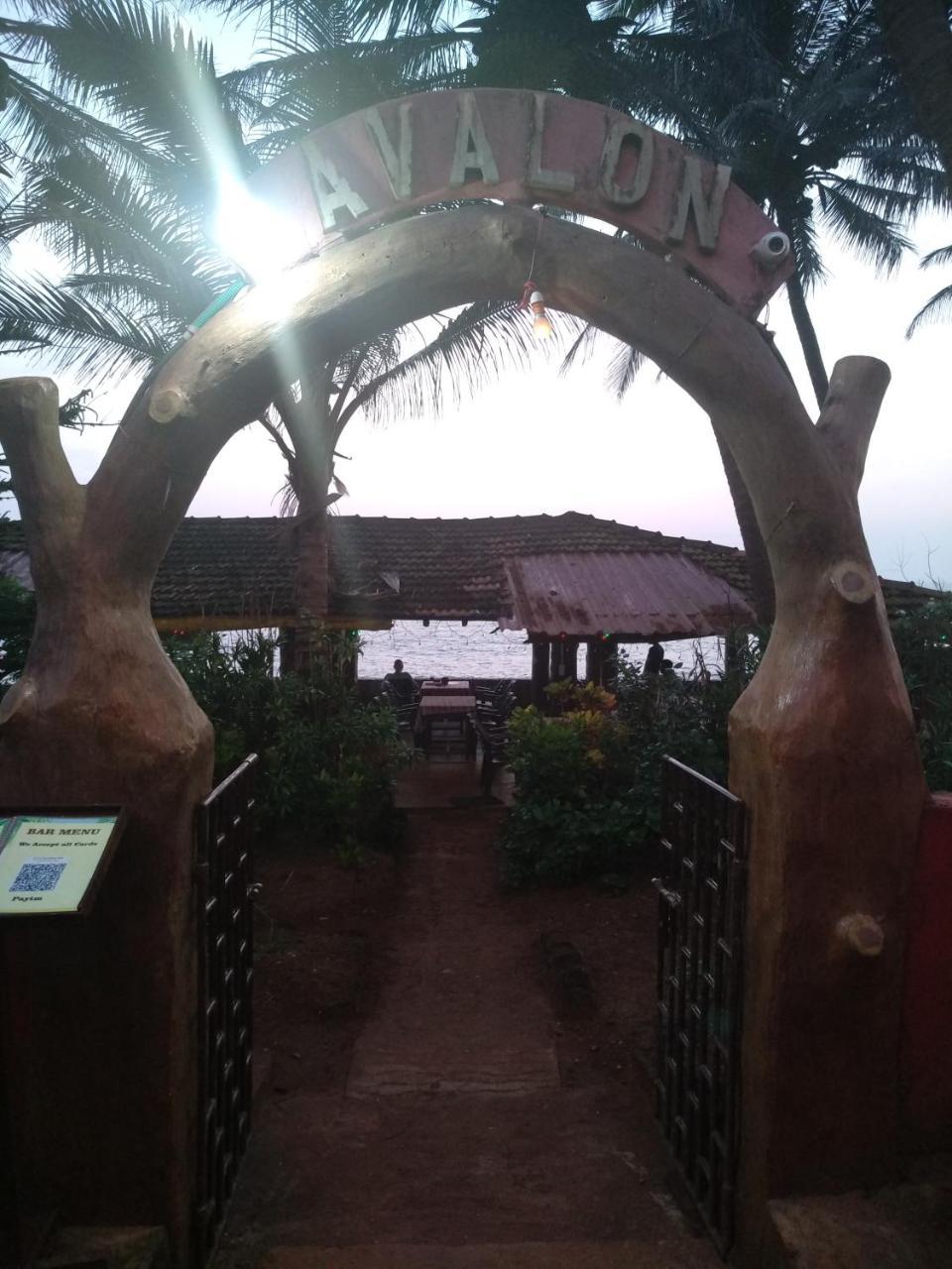 فندق أنجونافي  Avalon Sunset المظهر الخارجي الصورة